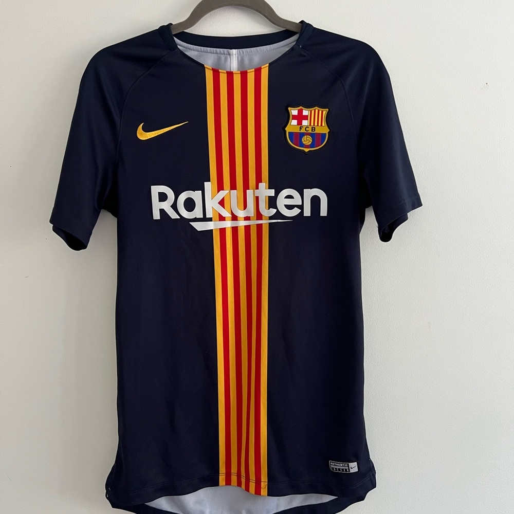 Nike FC Barcelona Soccer Jersey Size Small Blue 2018-2019 Rakuten Futbol Messi